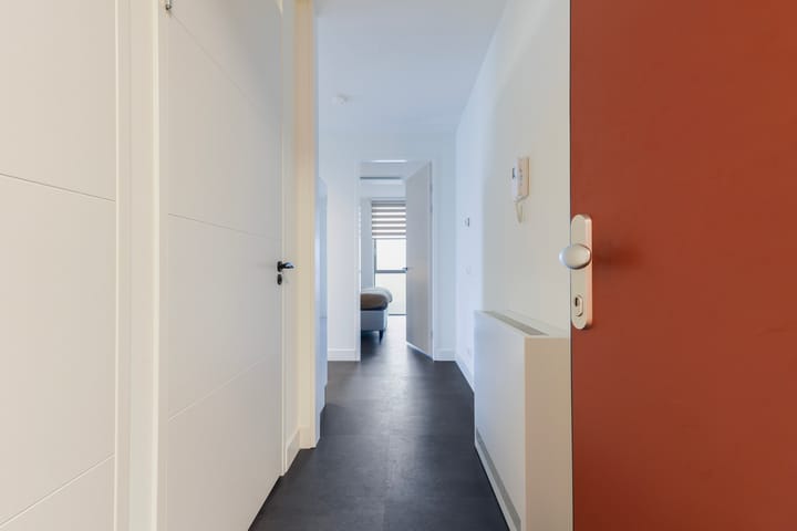 Photo 11 of Atelierstraat 268