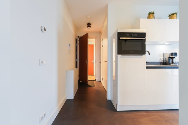 Photo 12 of Atelierstraat 268