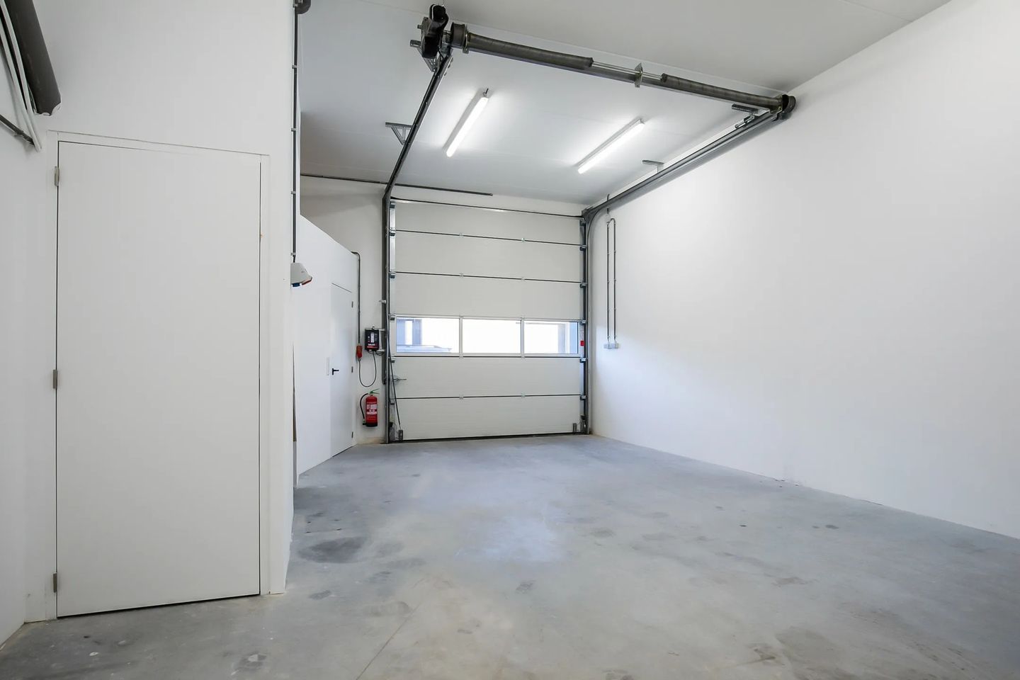 Bekijk foto 3 van Ambachtsweg 11-c