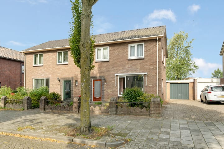 Photo 3 of Willebrandt van Oldenburgstraat 32