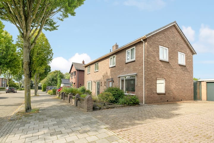 Photo 4 of Willebrandt van Oldenburgstraat 32