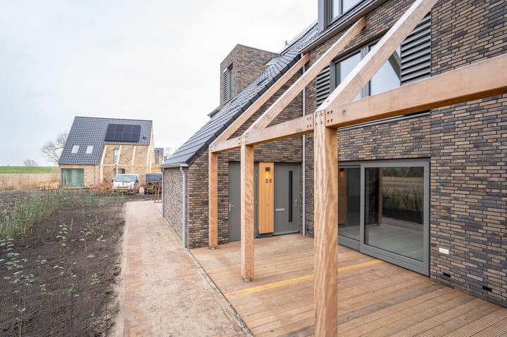 Foto 27 van Pinksterbloemerf 28