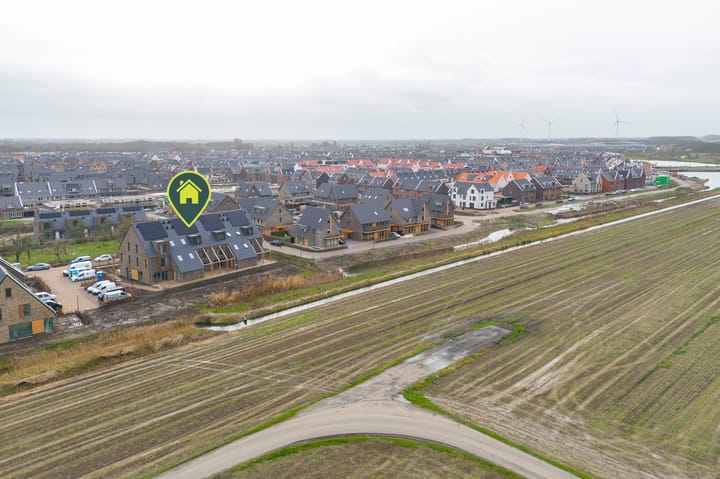 Foto 29 van Pinksterbloemerf 28