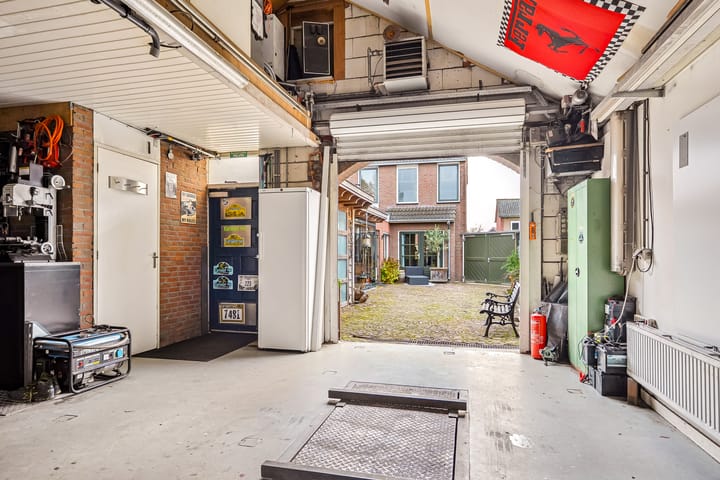 Photo 43 of Ververstraat 14