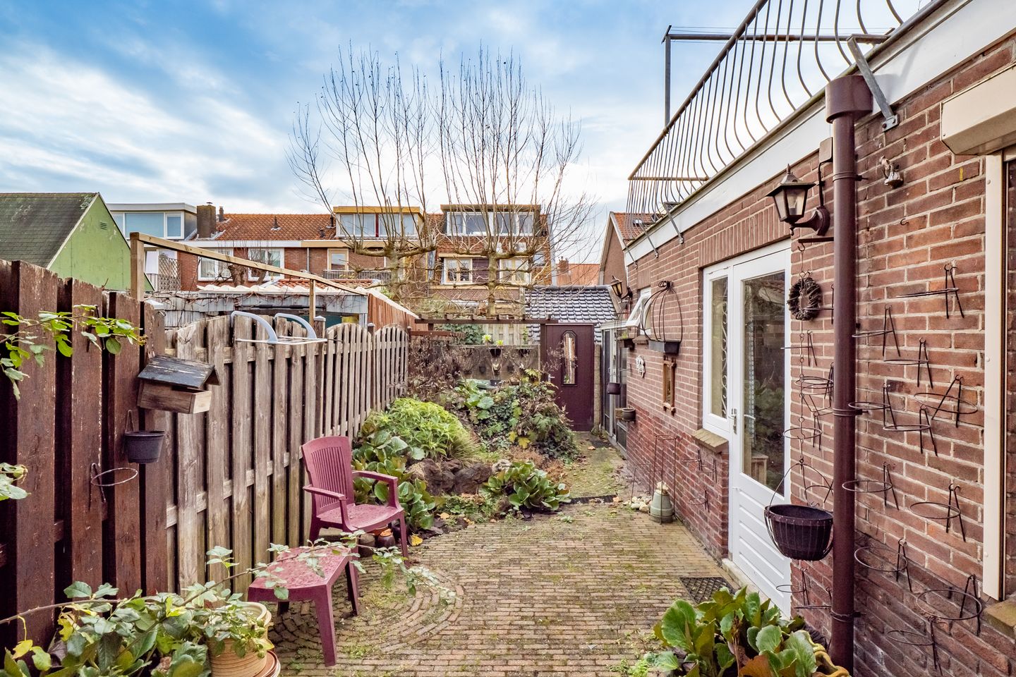 Photo 4 of Burgemeester Strick van Linschotenstraat 27