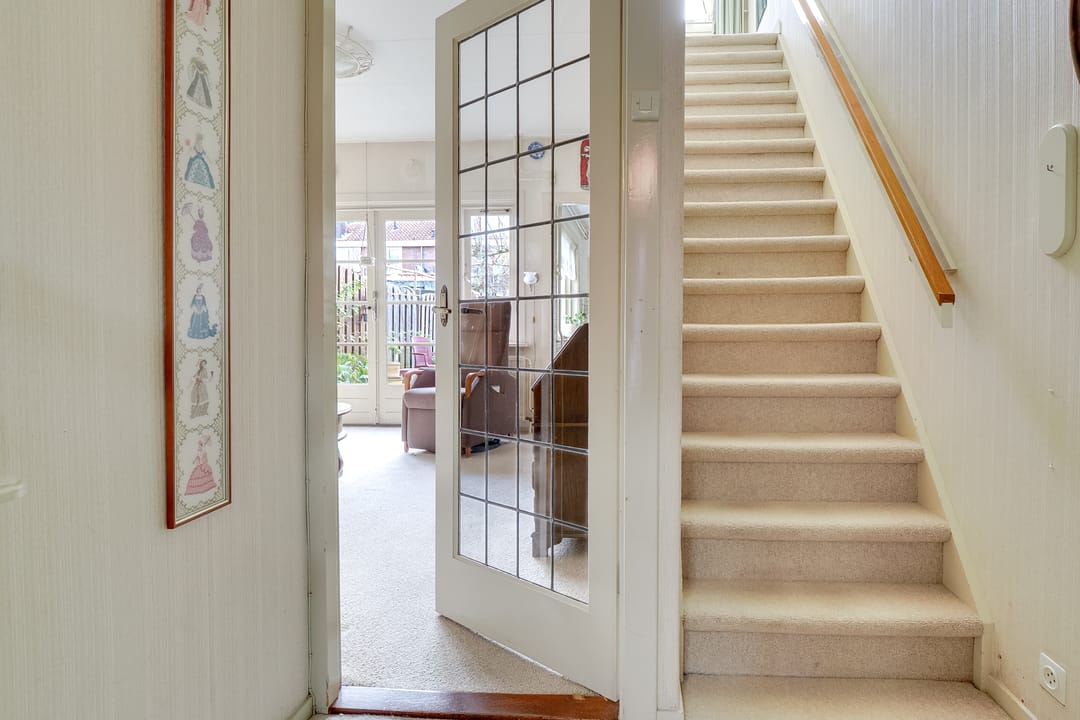 Photo 7 of Burgemeester Strick van Linschotenstraat 27