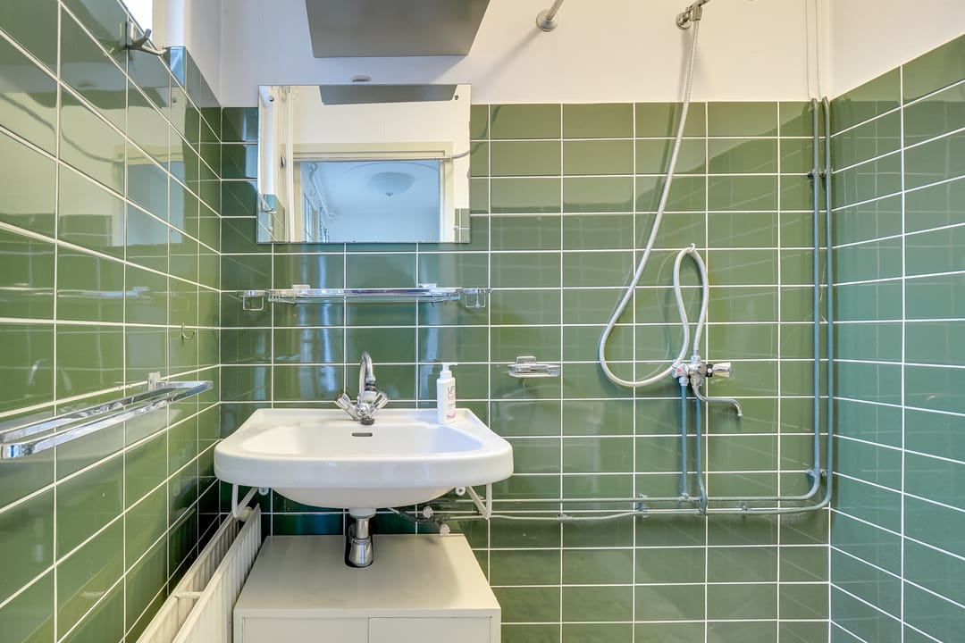 Photo 17 of Burgemeester Strick van Linschotenstraat 27