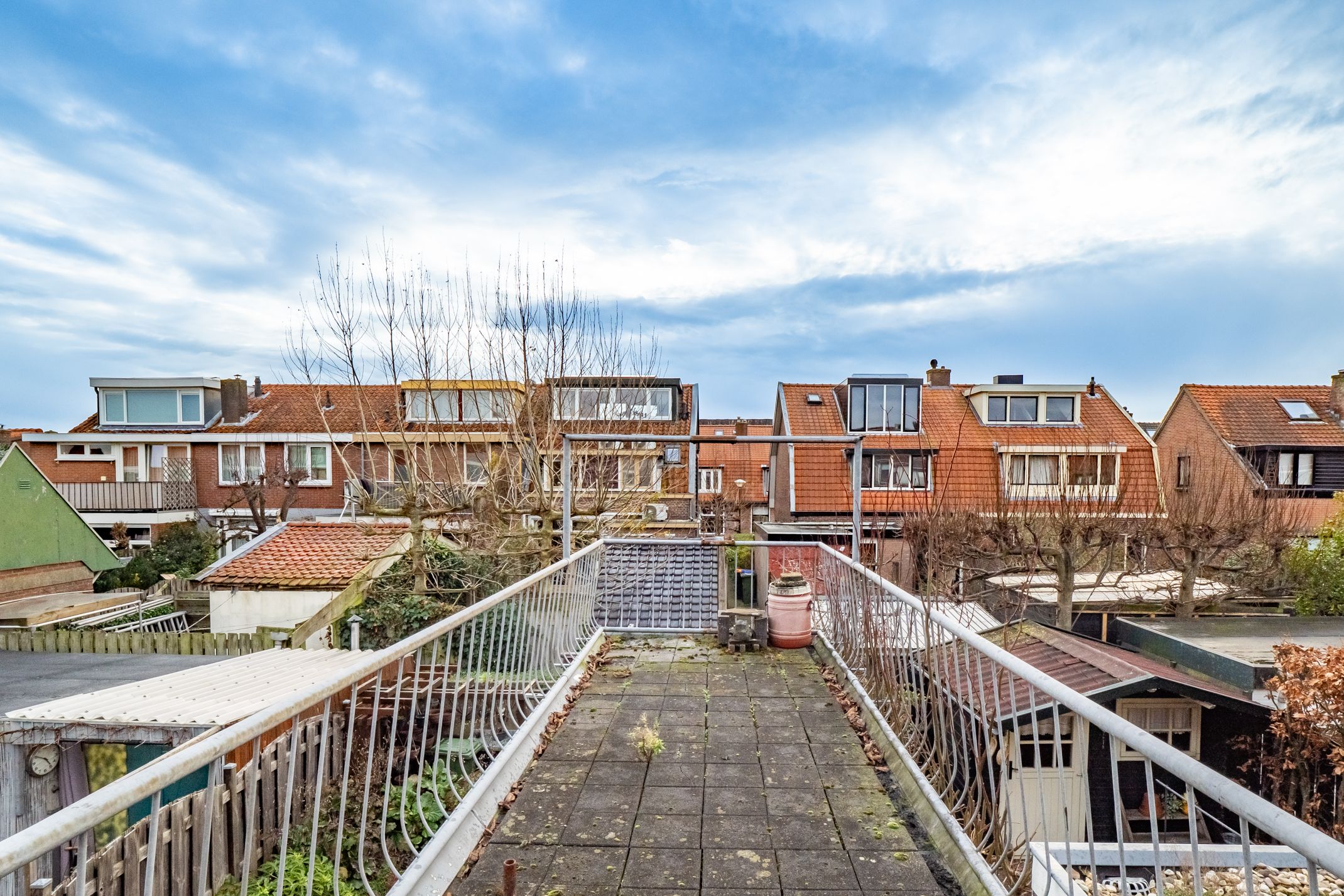 Photo 30 of Burgemeester Strick van Linschotenstraat 27