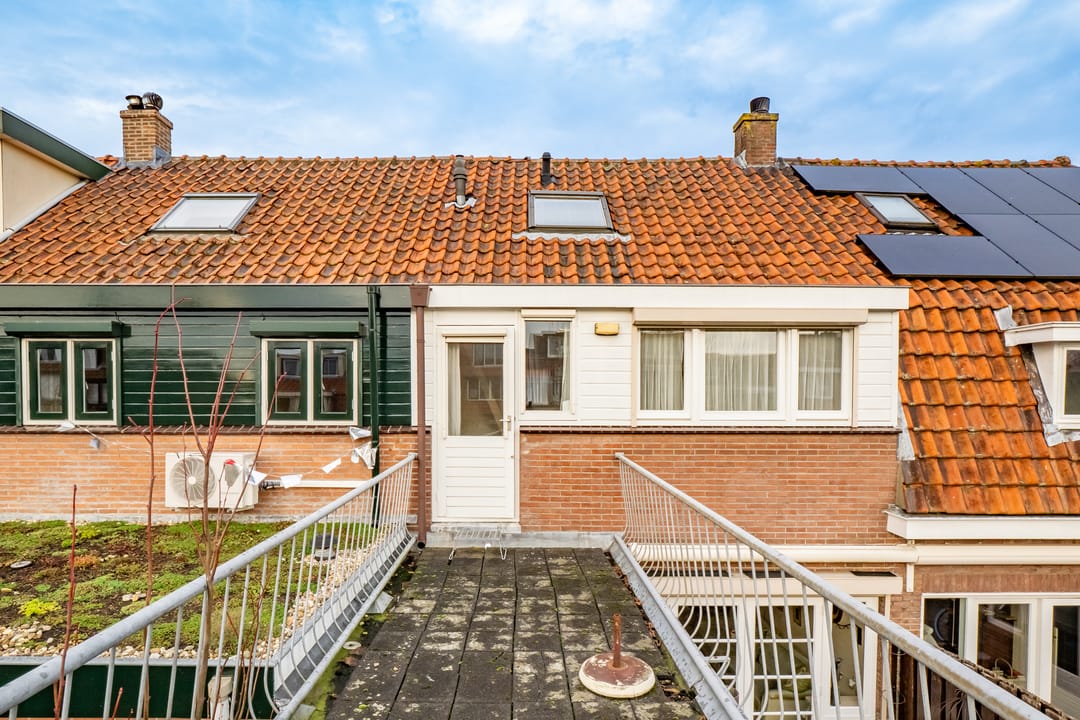 Photo 31 of Burgemeester Strick van Linschotenstraat 27