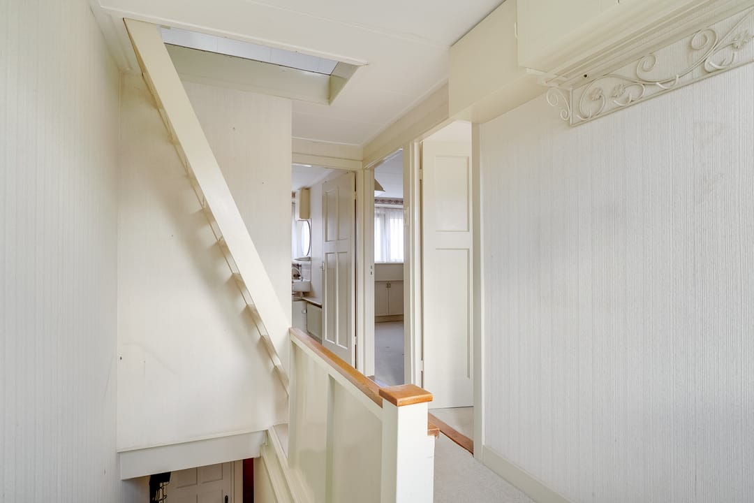 Photo 32 of Burgemeester Strick van Linschotenstraat 27