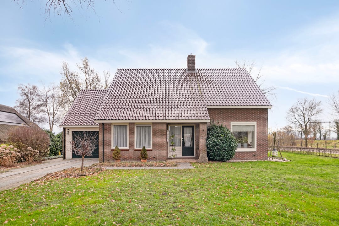 Photo 2 of Dorpsstraat 90