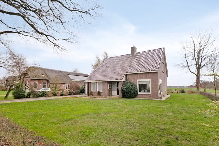 Photo 49 of Dorpsstraat 90