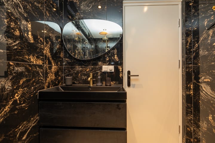 Photo 16 of Malvert 2321-A