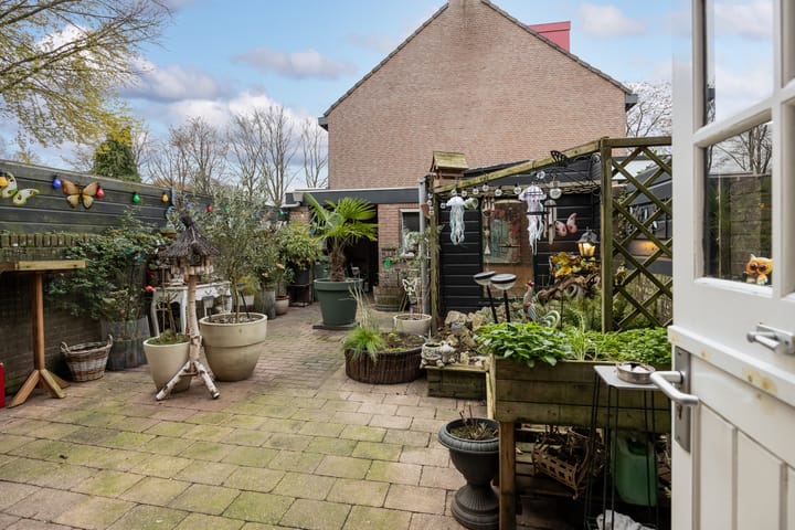 Foto 22 van Claverenbladstraat 128