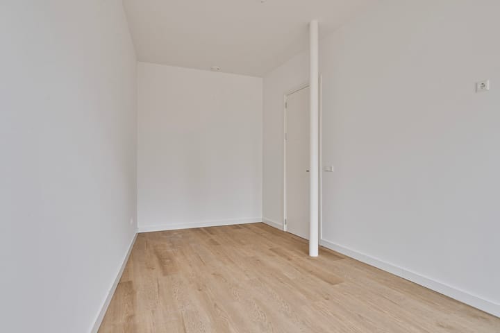 Photo 19 of Raadhuisstraat 44-A