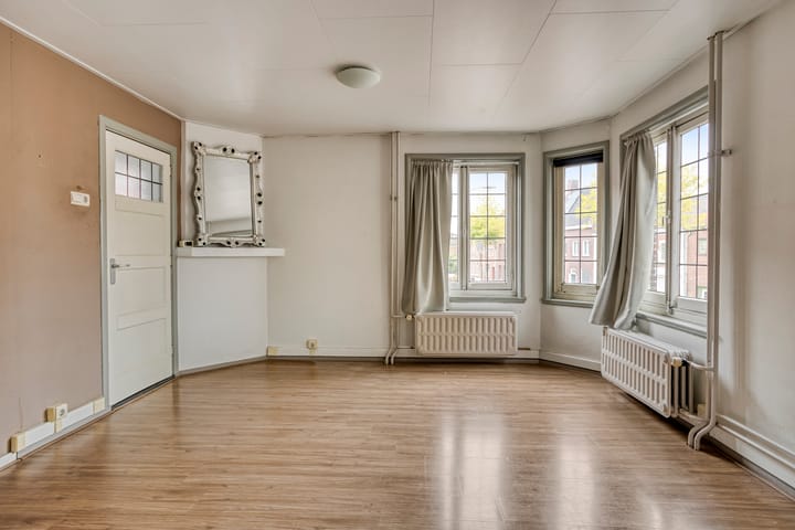 Foto 19 van Middenstraat 1