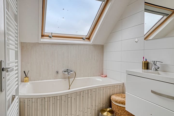 Foto 29 van Middenstraat 1