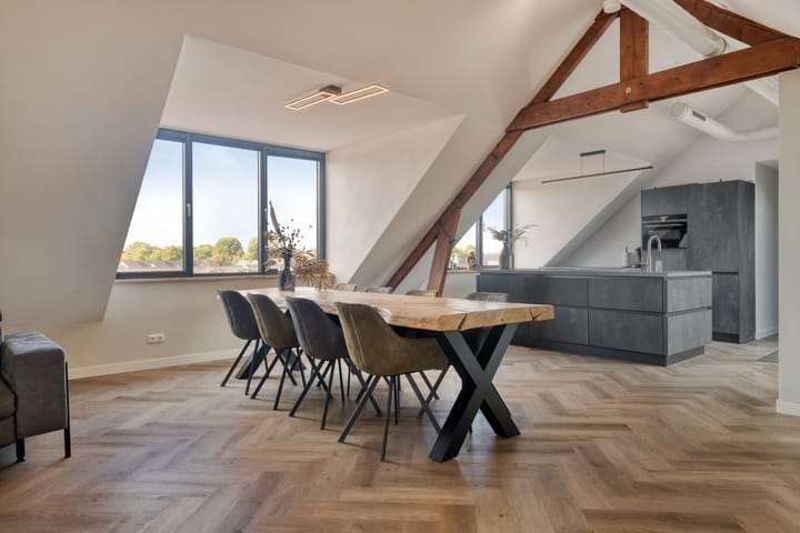 Foto 2 van Kadeplein 16