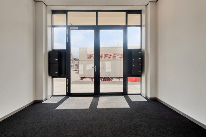 Foto 4 van Kadeplein 16