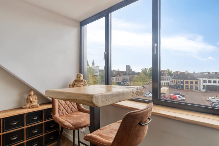 Foto 8 van Kadeplein 16