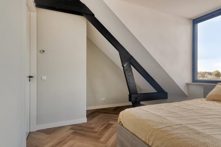 Foto 28 van Kadeplein 16