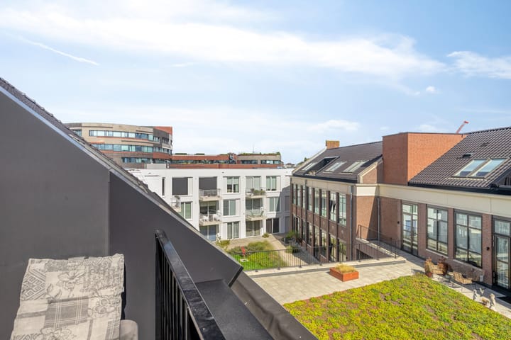 Foto 38 van Kadeplein 16