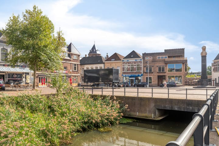 Foto 42 van Kadeplein 16