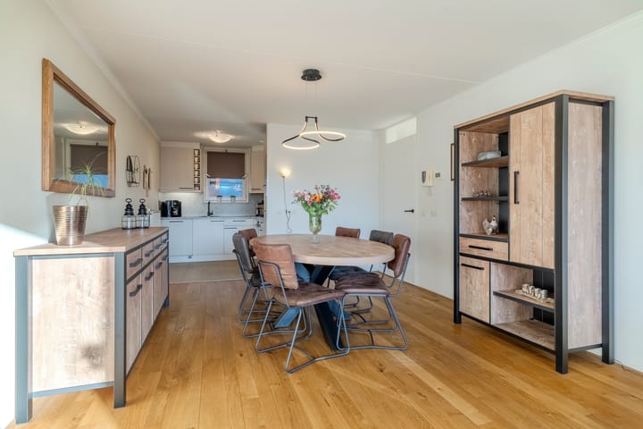 Foto 5 van Meeuwenhof 20