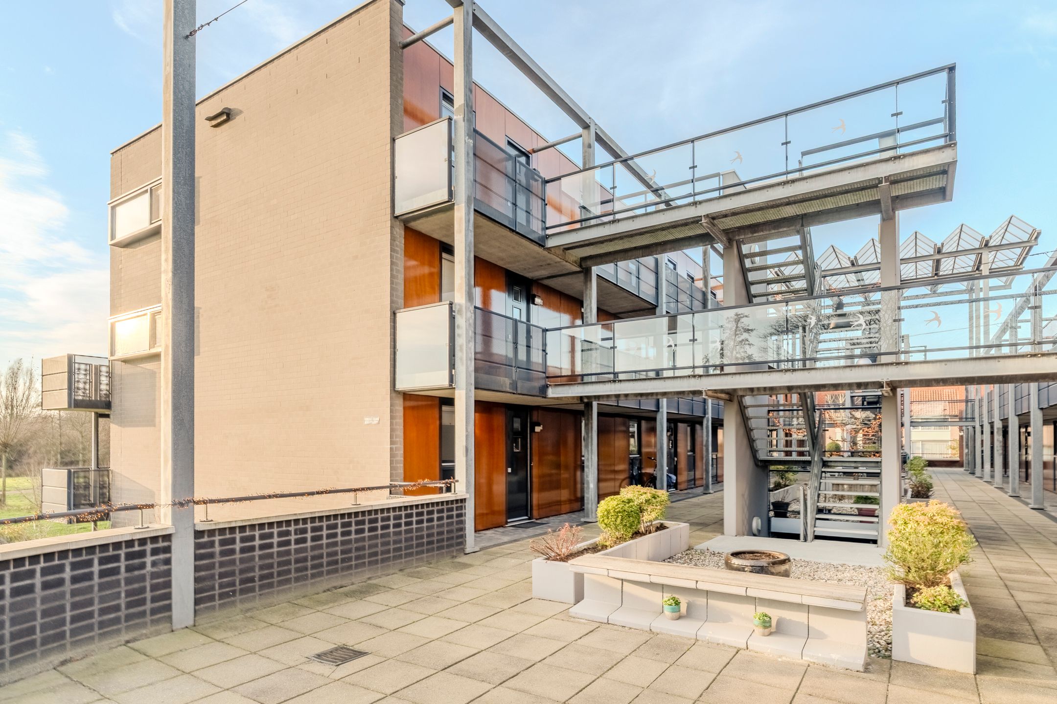 Foto 12 van Meeuwenhof 20