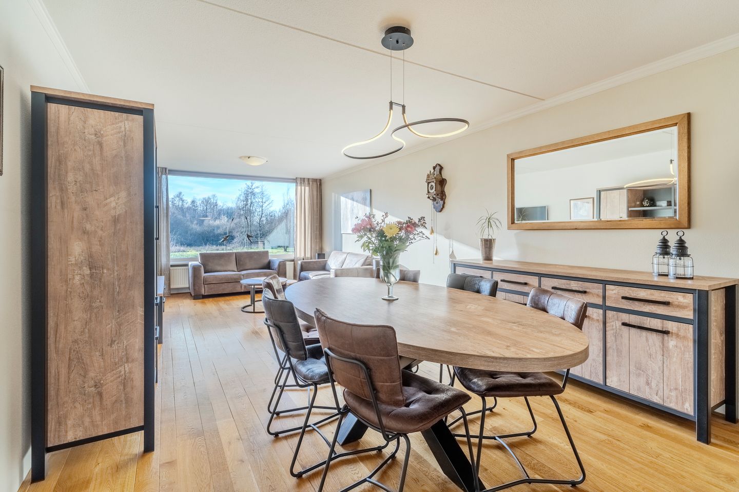 Foto 25 van Meeuwenhof 20