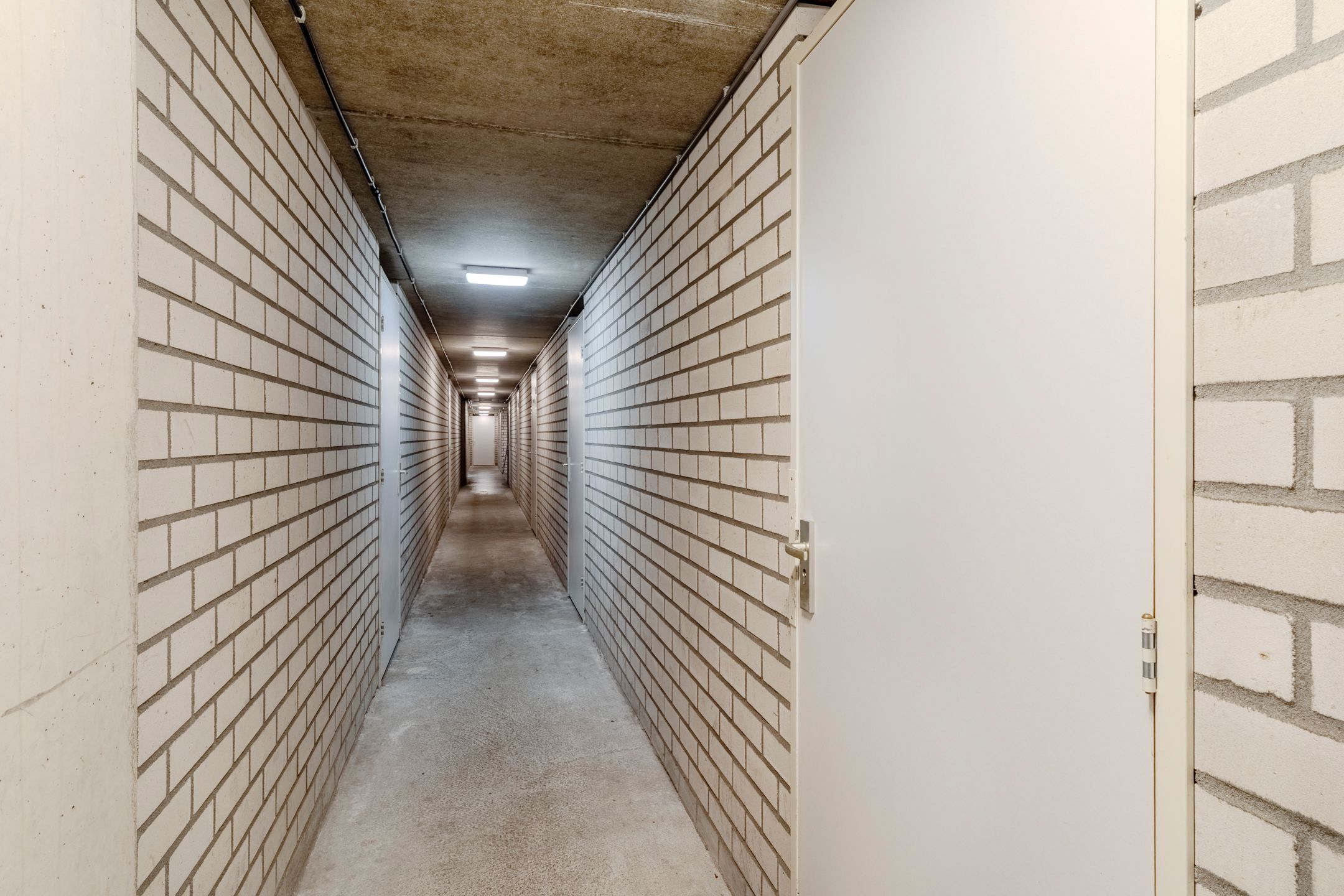 Foto 45 van Meeuwenhof 20