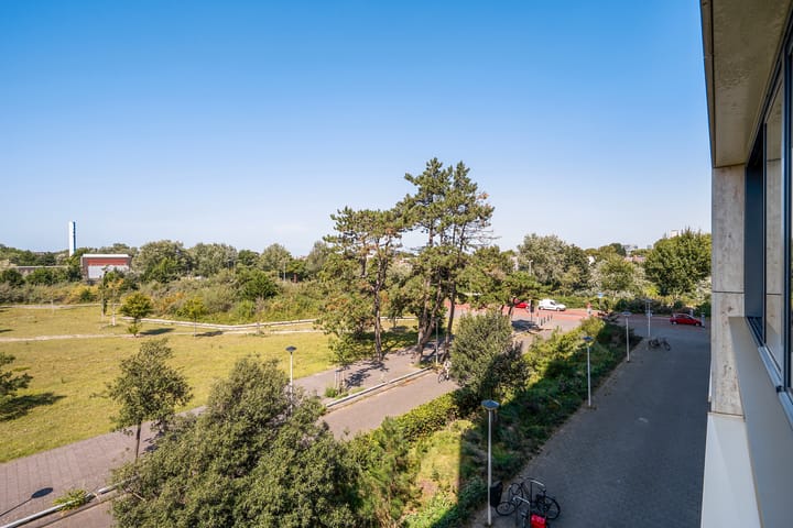 Photo 32 of Tjalie Robinsonduin 27