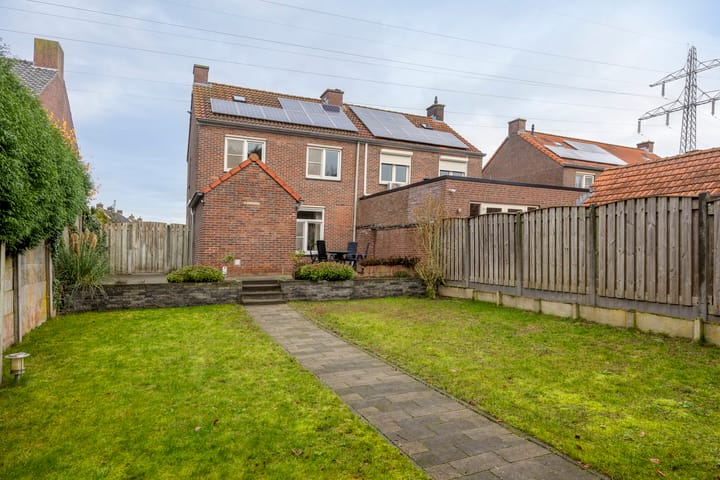 Foto 32 van Schoolstraat 19