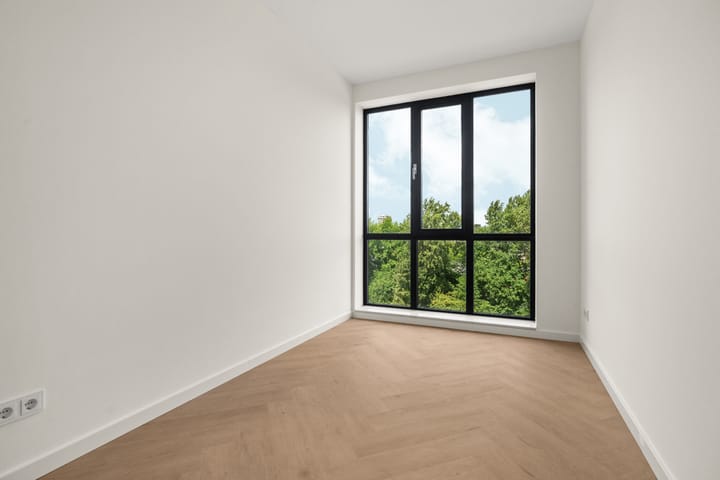 Photo 15 of Rijnlandlaan 323