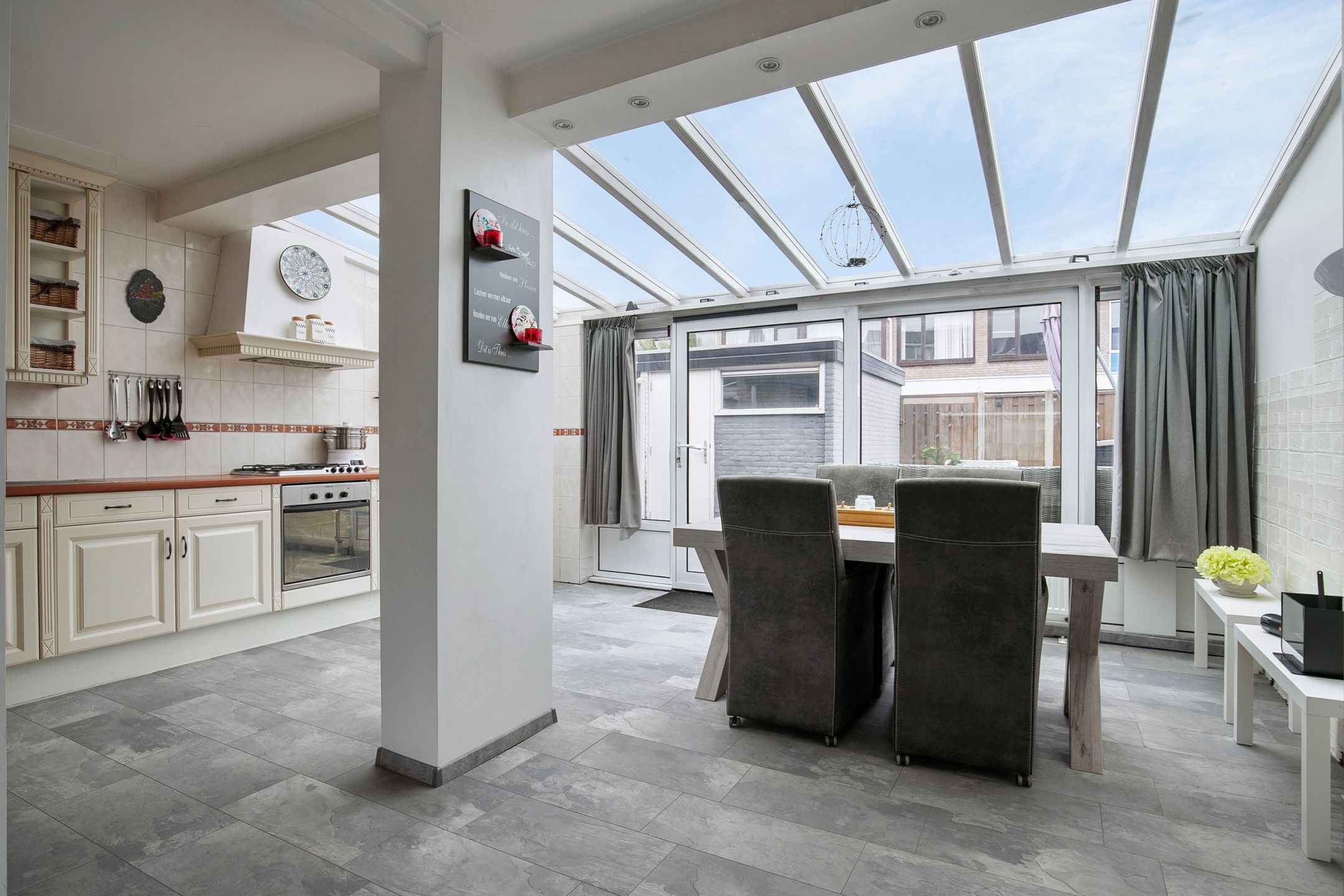 Photo 3 of Kastanjelaan 8