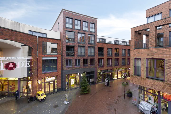 Foto 2 van Ceresplein 80