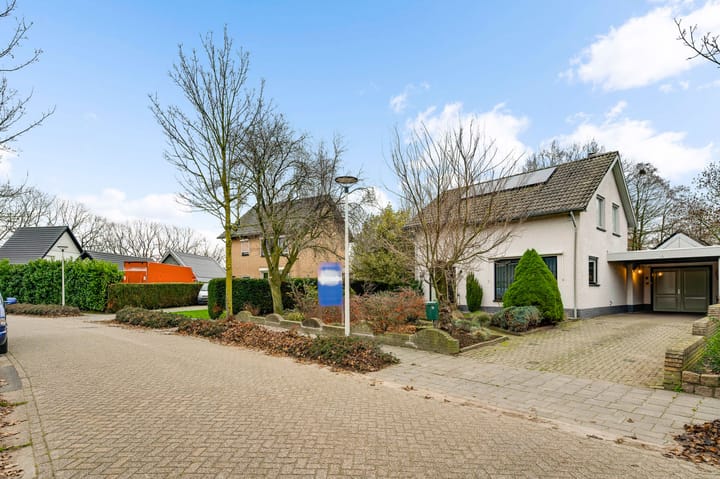 Photo 10 of Ericaweg 24