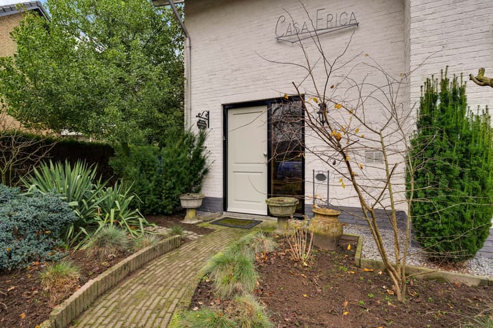 Photo 15 of Ericaweg 24