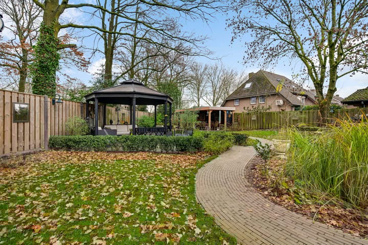 Photo 2 of Ericaweg 24