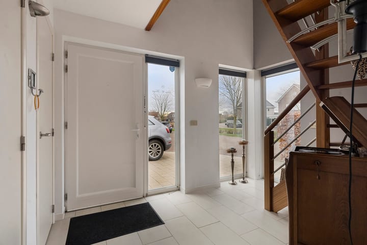 Foto 2 van Dansvlinder 4