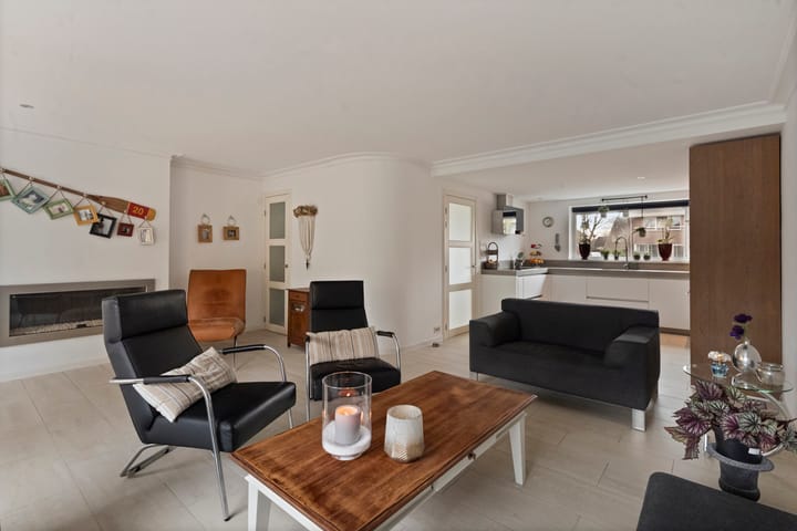 Foto 8 van Dansvlinder 4