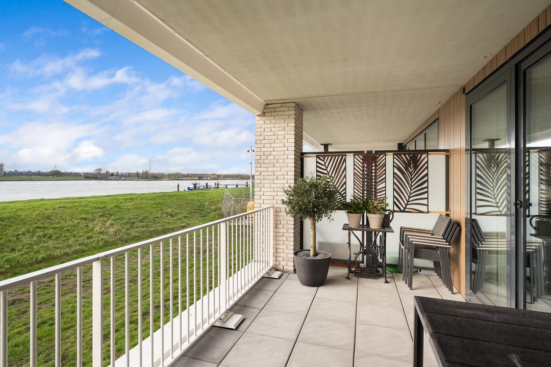 Foto 11 van Zalmstael 8