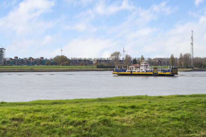 Foto 11 van Zalmstael 8