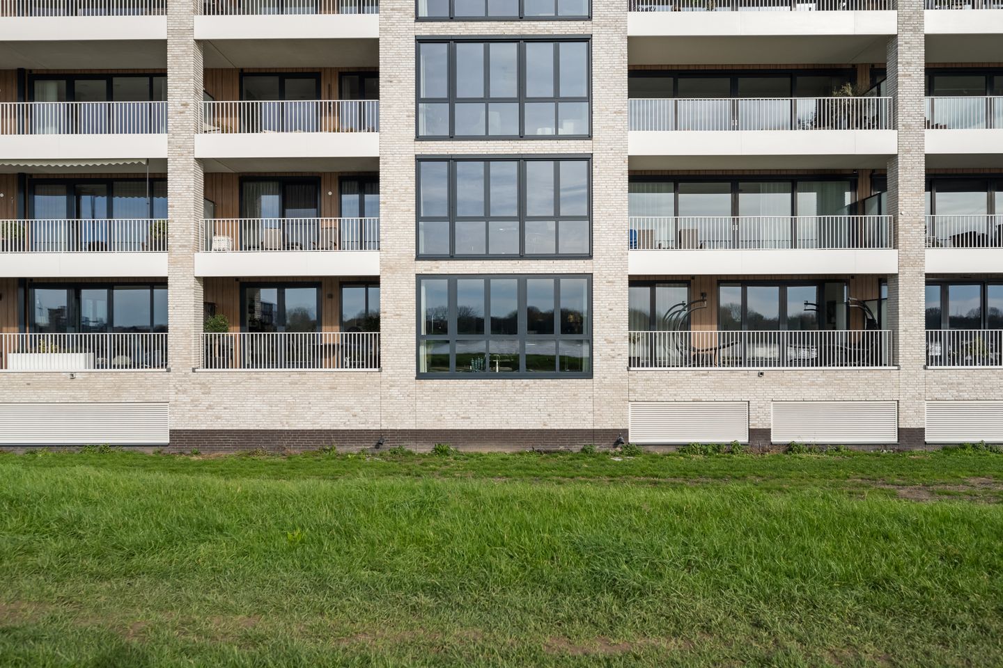 Foto 40 van Zalmstael 8