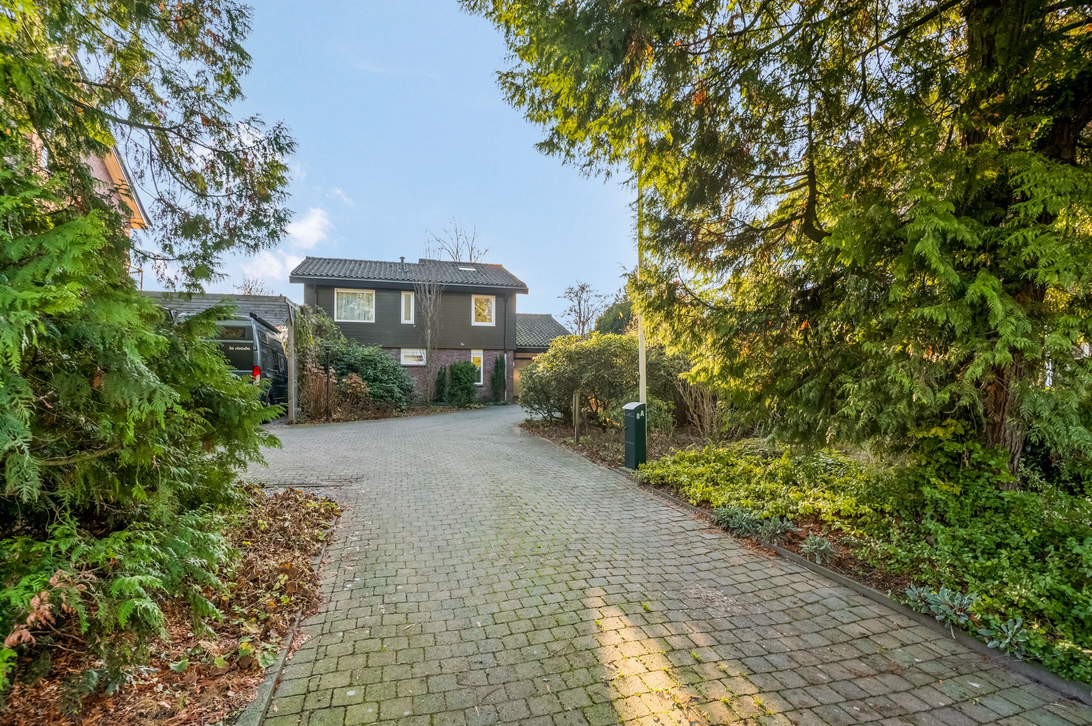 Stationsweg West 8-A 8 a