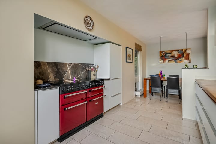 Photo 21 of Stationsweg West 8-A