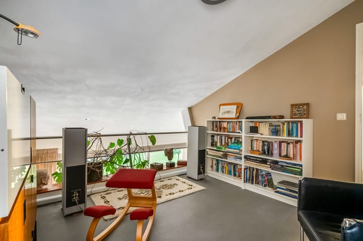 Photo 35 of Stationsweg West 8-A