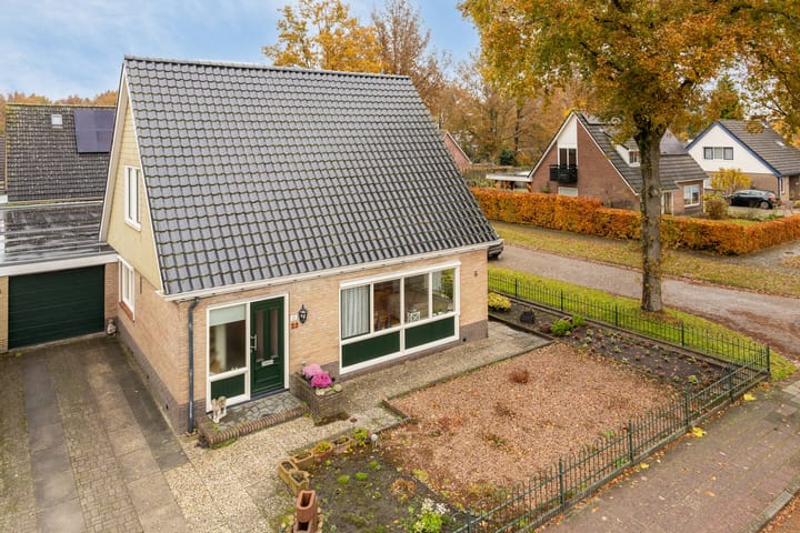 Foto 38 van Meertensweg 23