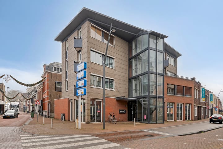 Photo 21 of Nispensestraat 3-C