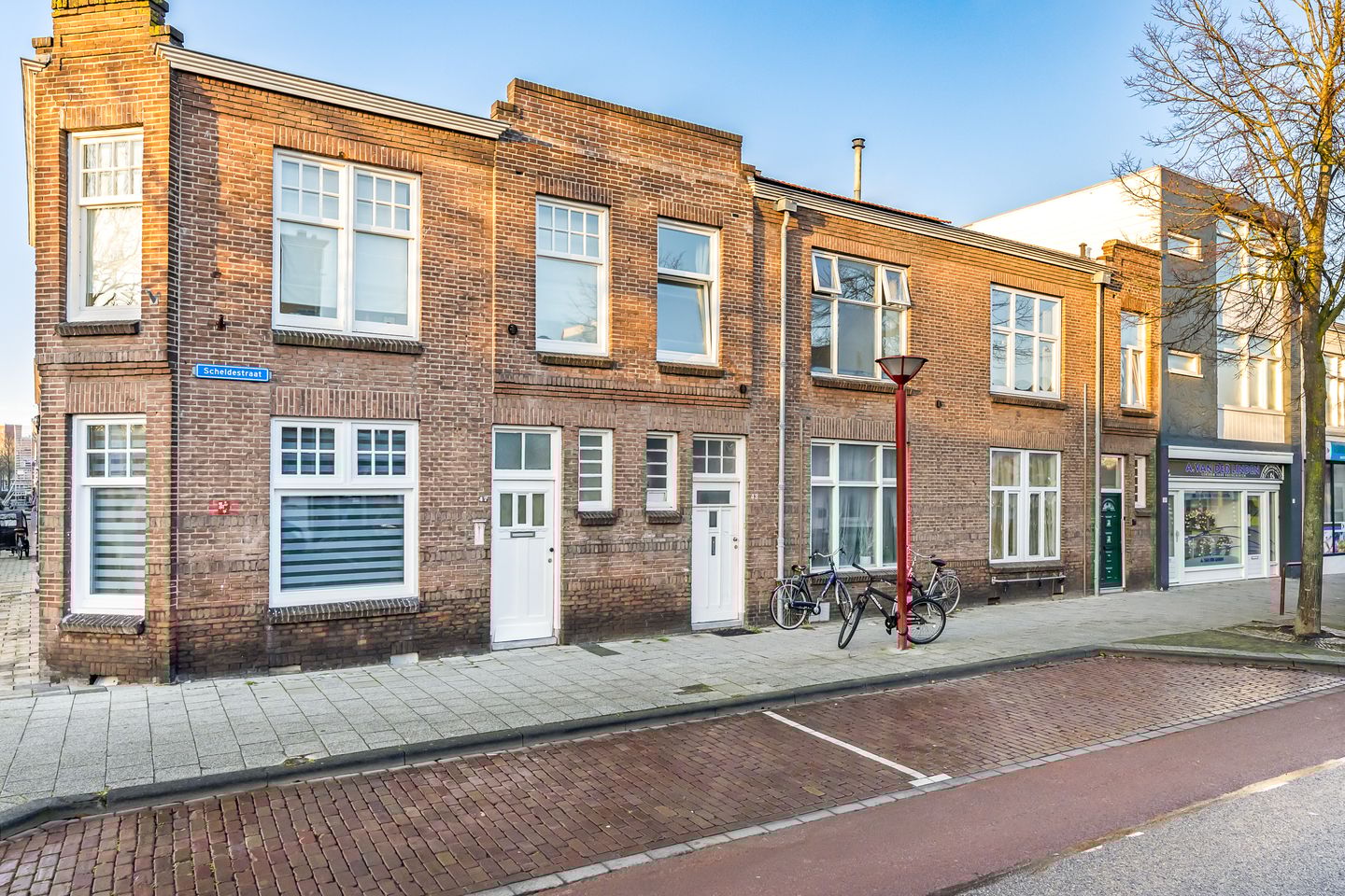 Photo 20 of Scheldestraat 49-A